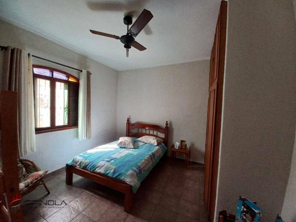 Casa à venda com 3 quartos, 208m² - Foto 24