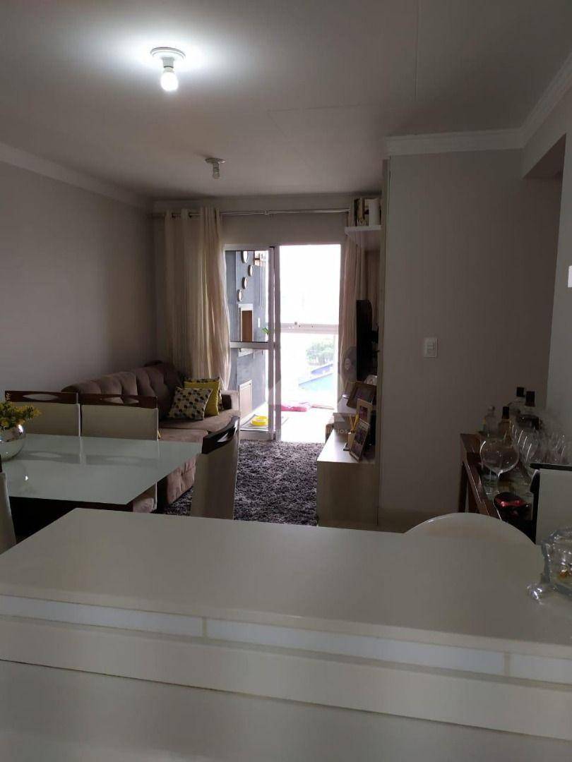 Apartamento à venda com 3 quartos, 77m² - Foto 19