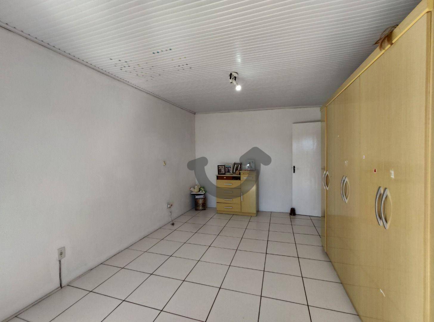 Casa à venda com 3 quartos, 286m² - Foto 16