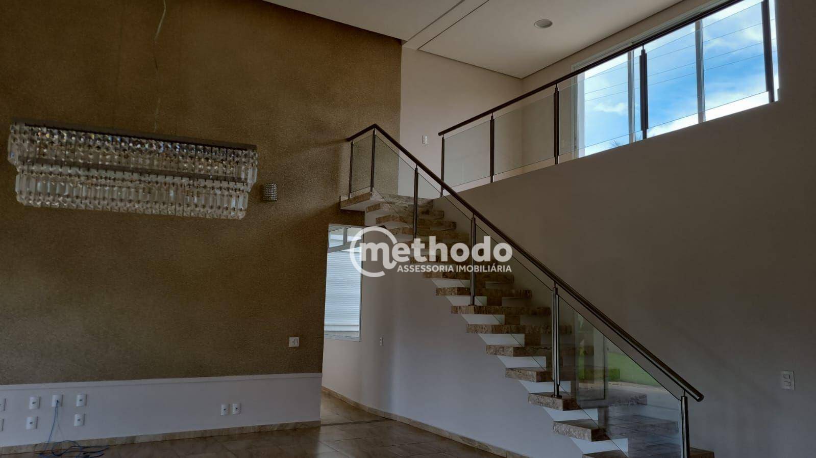 Casa de Condomínio à venda com 4 quartos, 329m² - Foto 7