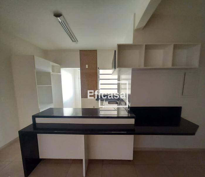 Apartamento à venda com 2 quartos, 70m² - Foto 4