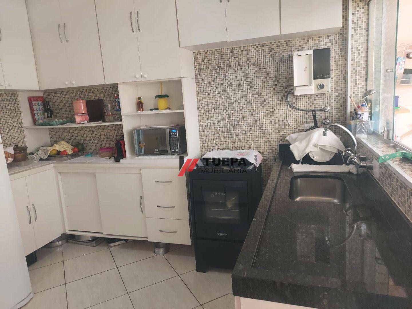 Apartamento à venda com 3 quartos, 97m² - Foto 2