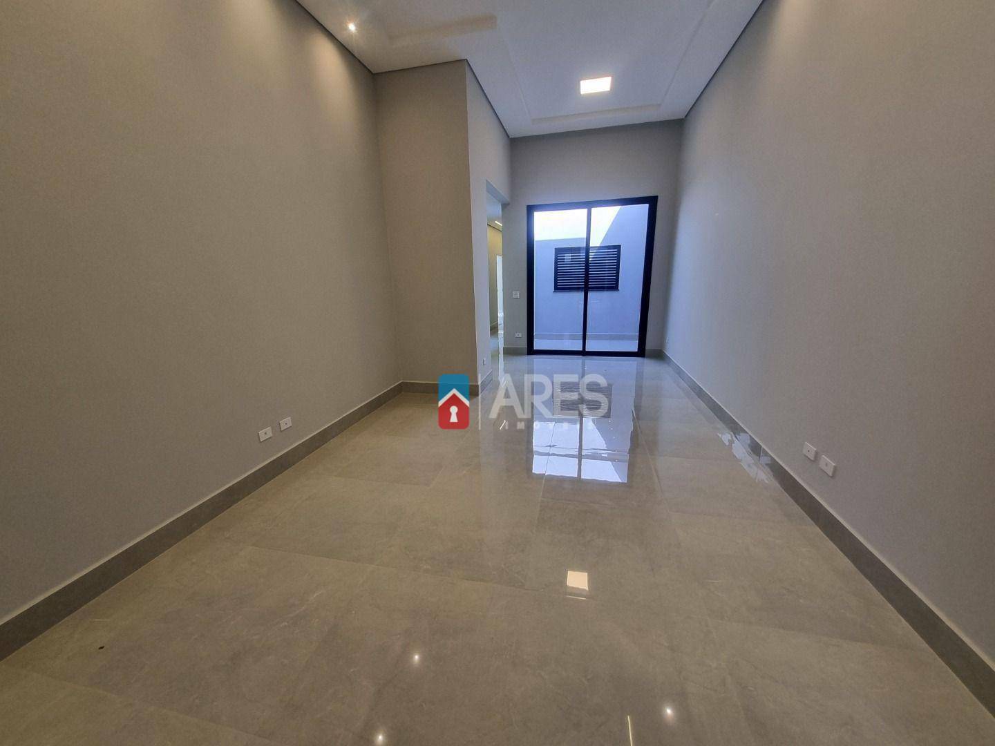 Casa à venda com 3 quartos, 157m² - Foto 3