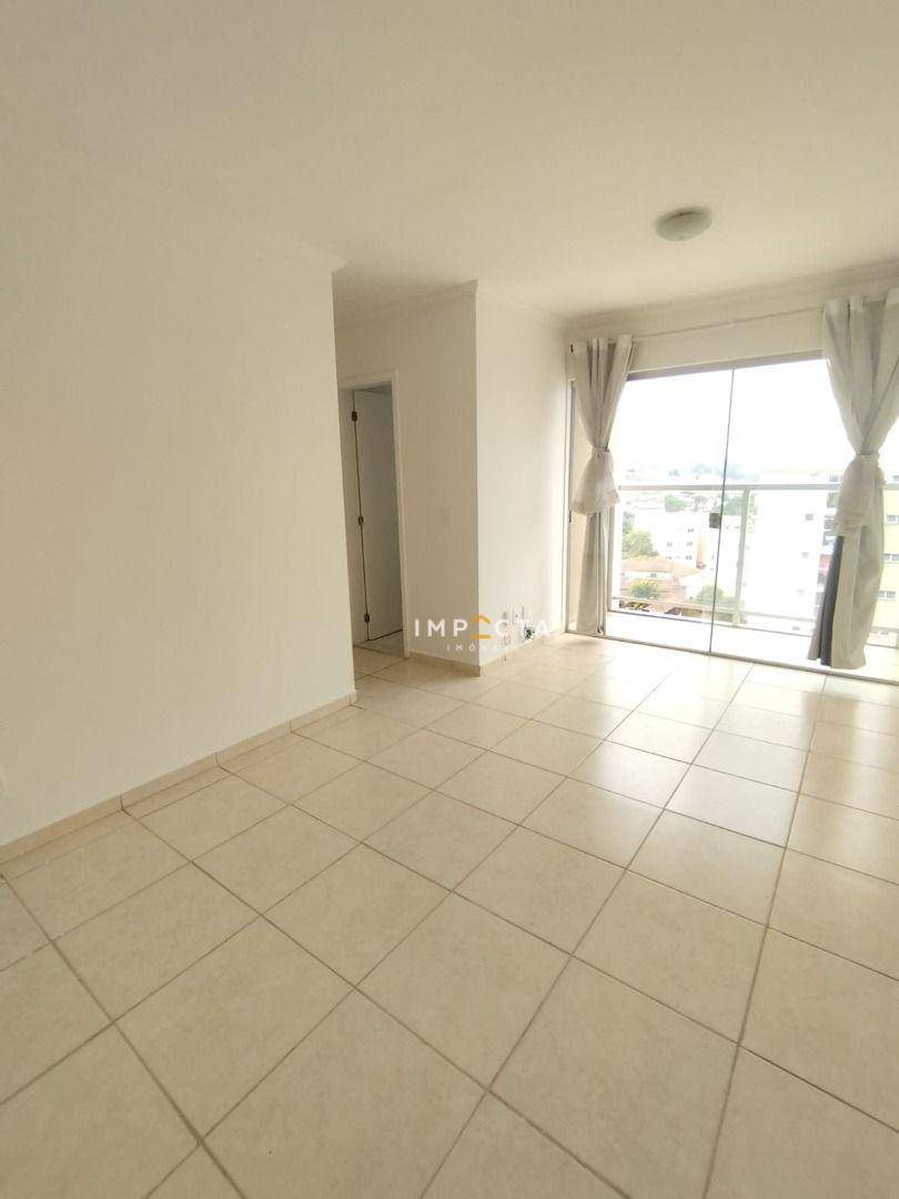 Apartamento à venda com 2 quartos, 48m² - Foto 2