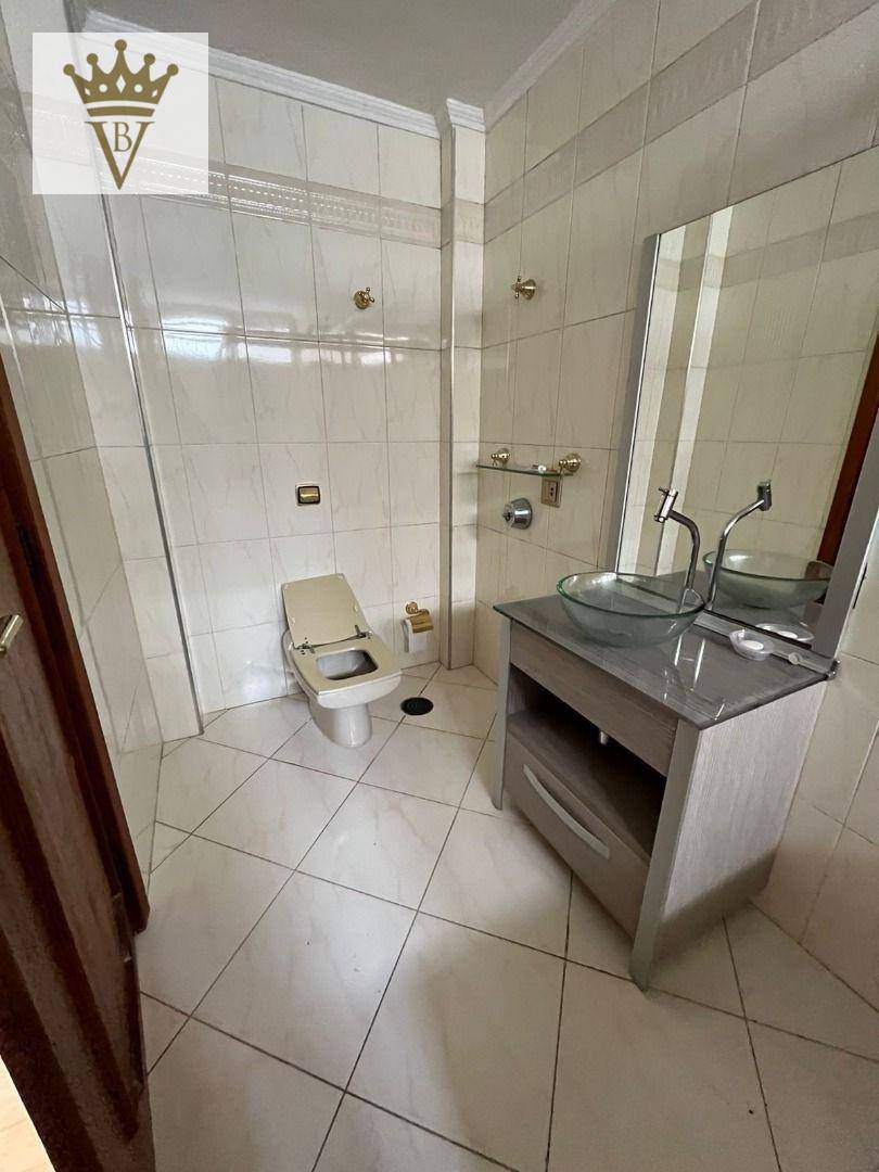 Apartamento à venda com 3 quartos, 200m² - Foto 11