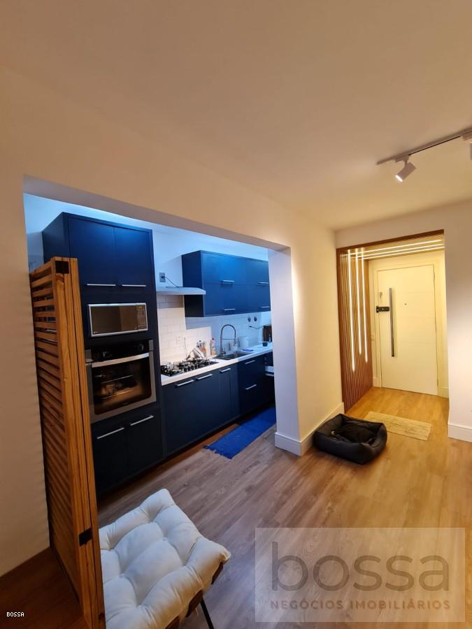 Apartamento à venda com 2 quartos, 82m² - Foto 4