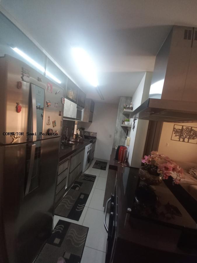 Apartamento à venda com 3 quartos, 70m² - Foto 3