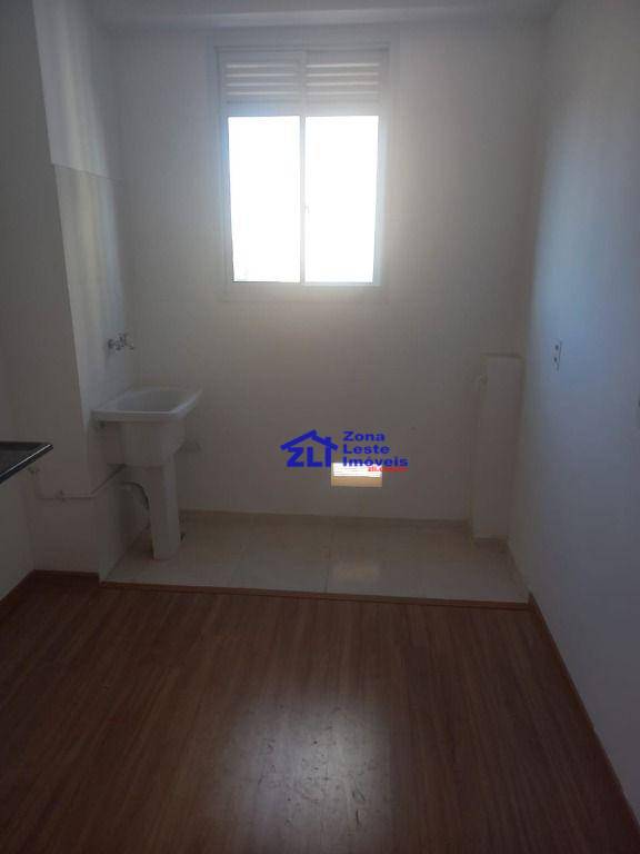 Apartamento à venda com 2 quartos, 37m² - Foto 8