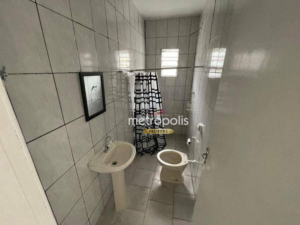 Casa para alugar com 2 quartos, 86m² - Foto 16