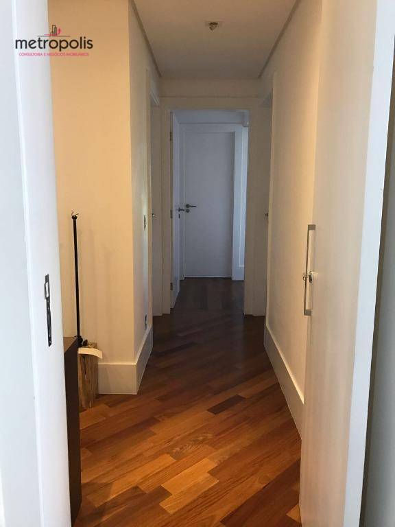 Apartamento para alugar com 3 quartos, 234m² - Foto 13