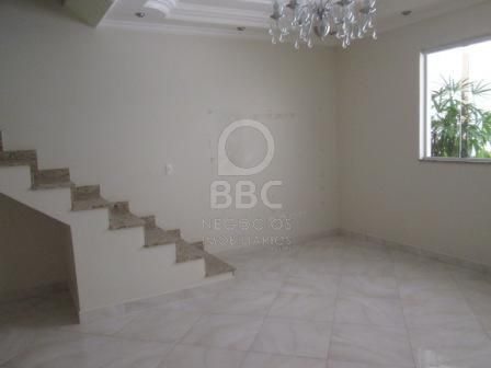 Sobrado à venda com 3 quartos, 230m² - Foto 2