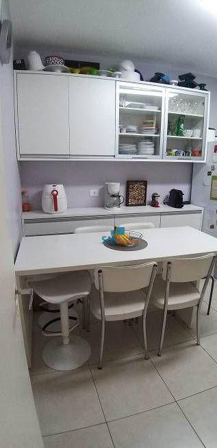 Apartamento à venda com 2 quartos, 65m² - Foto 3