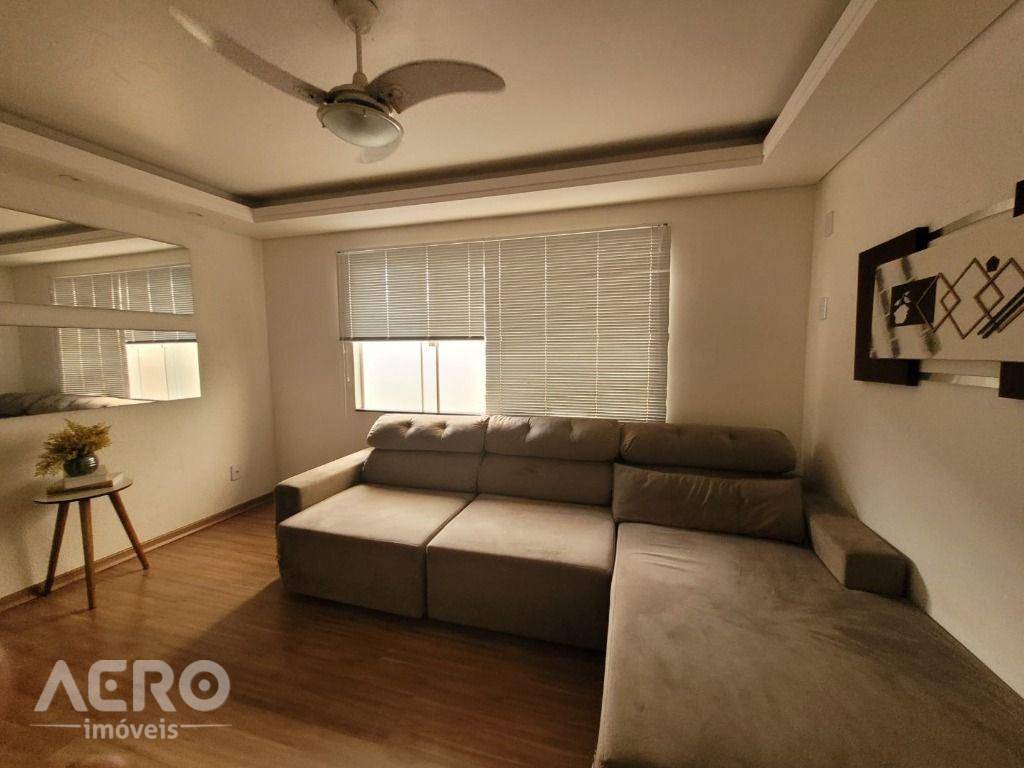 Casa à venda com 2 quartos, 126m² - Foto 30