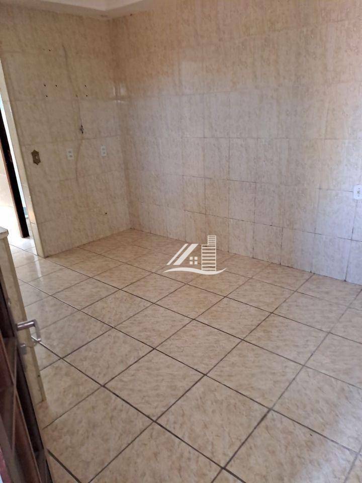 Casa à venda com 2 quartos, 190m² - Foto 19