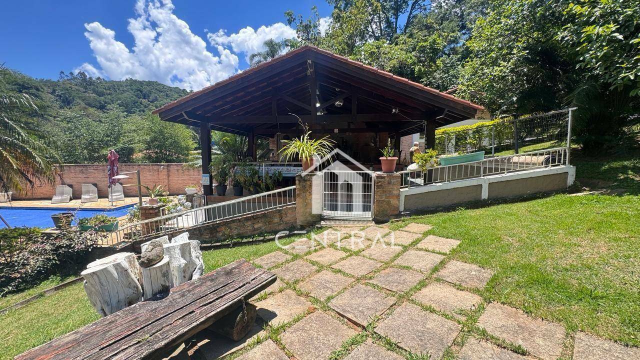 Chácara, 5 quartos, 5000 m² - Foto 1