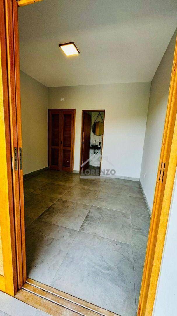 Sobrado à venda com 4 quartos, 300m² - Foto 34