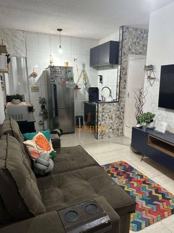 Apartamento à venda com 2 quartos, 46m² - Foto 2