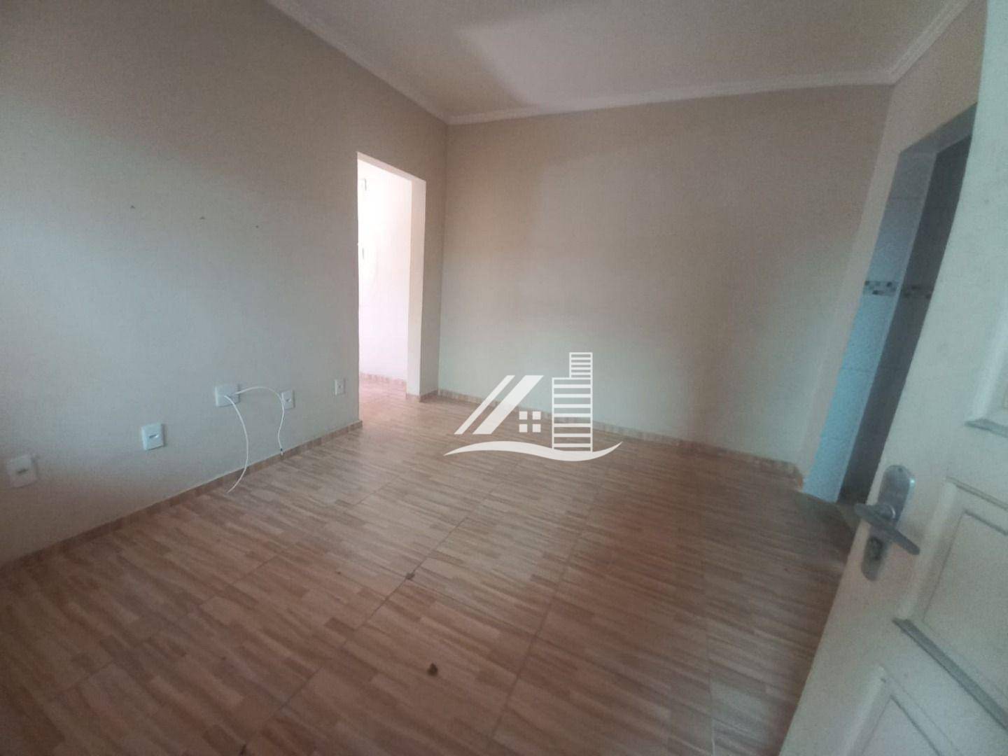 Sobrado à venda com 3 quartos, 128m² - Foto 1