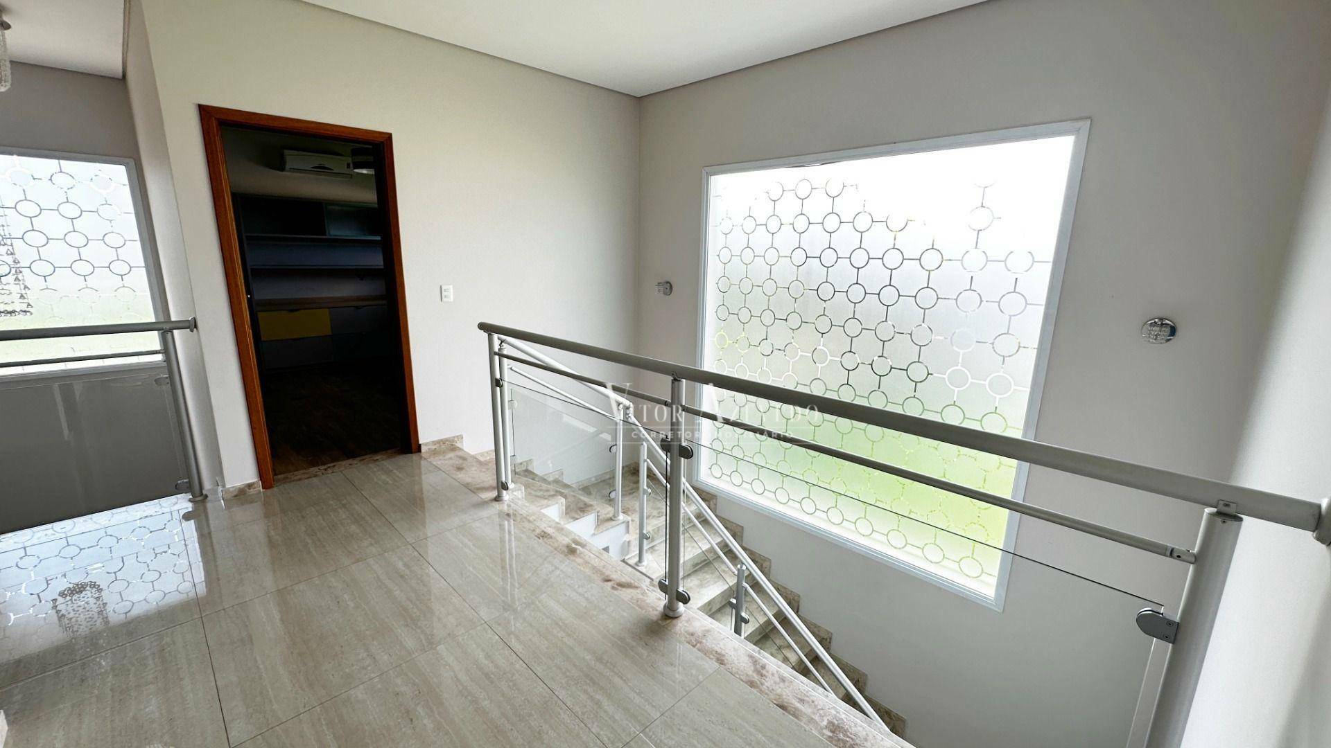 Casa de Condomínio à venda com 4 quartos, 305m² - Foto 29