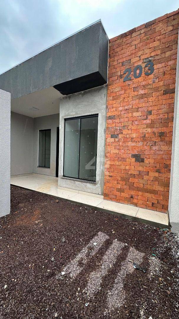 Casa à venda com 2 quartos, 60m² - Foto 2