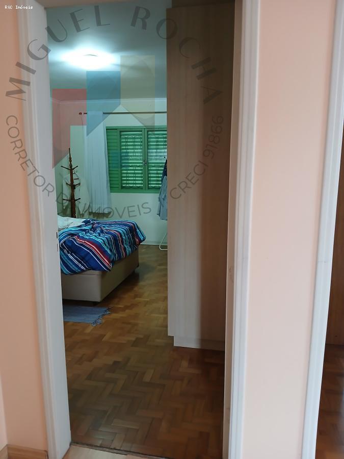 Sobrado para alugar com 3 quartos, 192m² - Foto 14