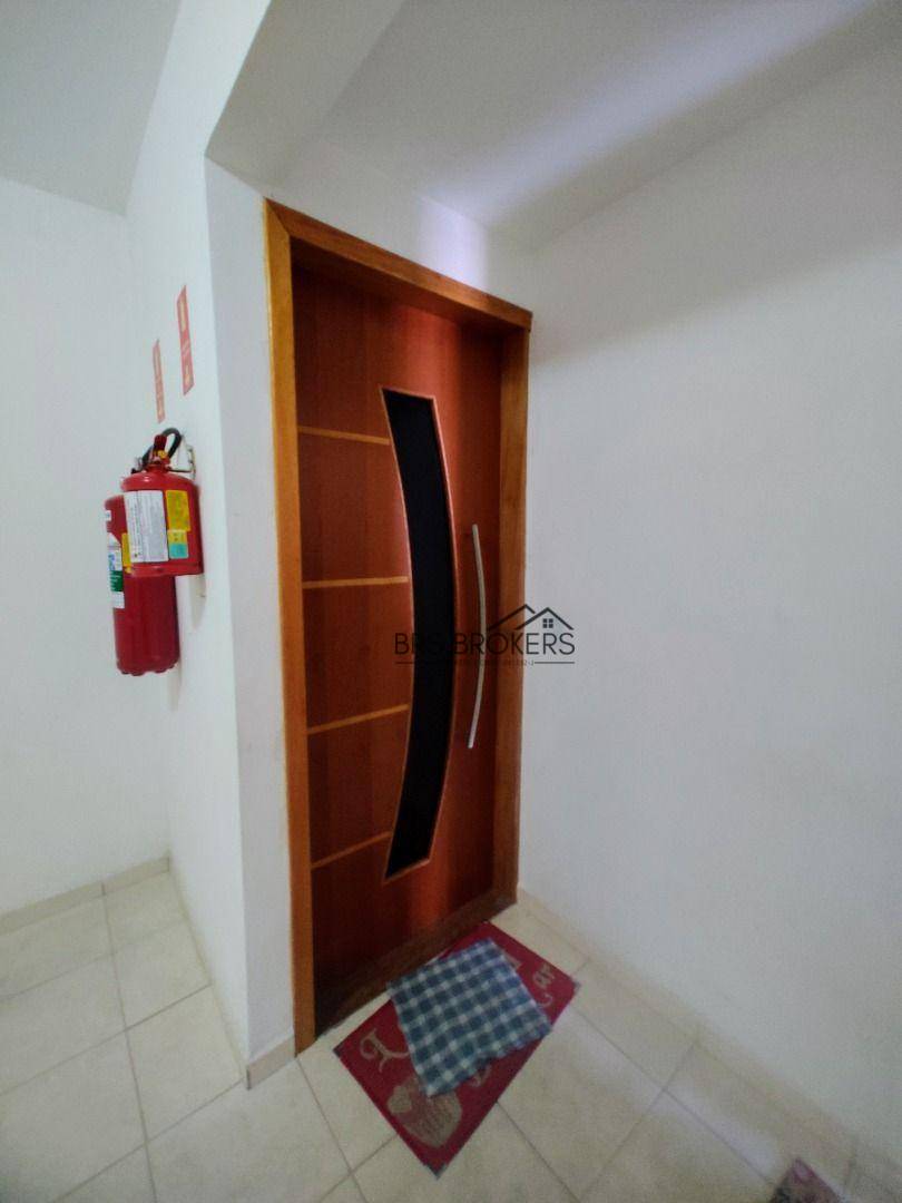 Apartamento à venda com 3 quartos, 65m² - Foto 5