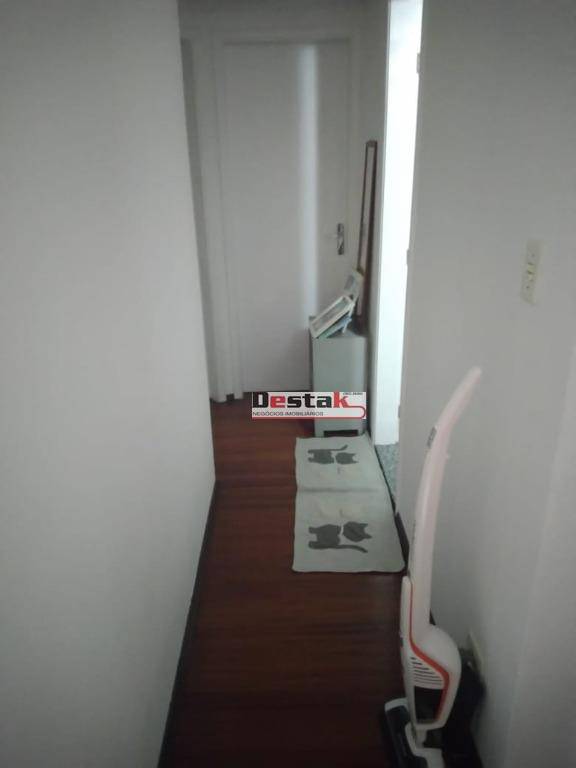 Apartamento à venda com 2 quartos, 64m² - Foto 15