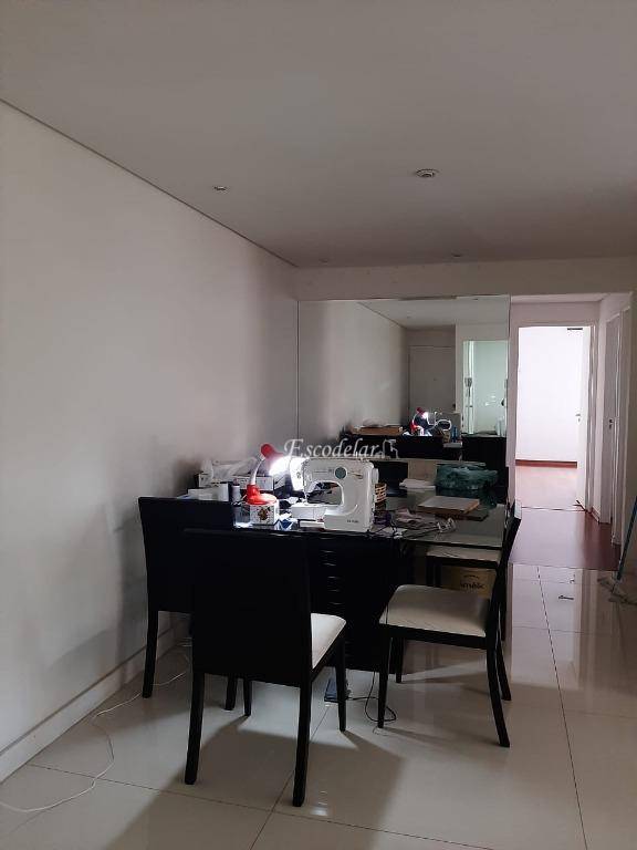 Apartamento à venda com 3 quartos, 117m² - Foto 7