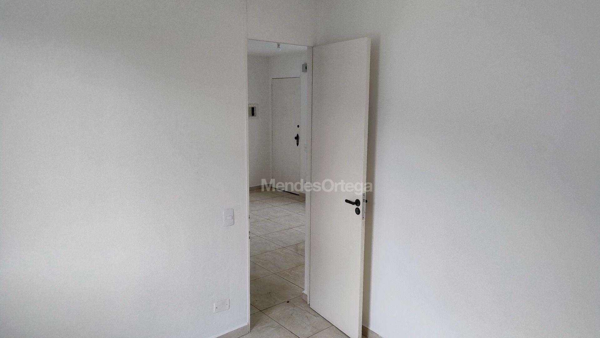 Apartamento à venda e aluguel com 2 quartos, 43m² - Foto 12