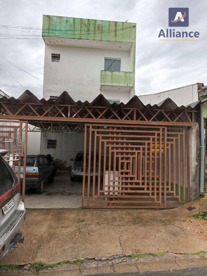 Sobrado à venda com 12 quartos, 299m² - Foto 1