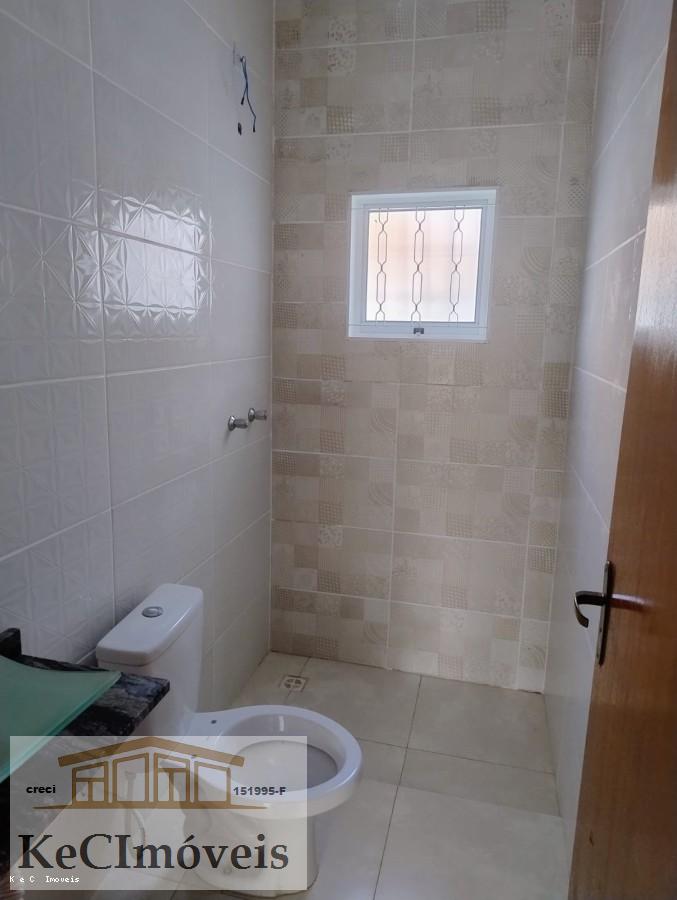 Casa à venda com 2 quartos, 67m² - Foto 5
