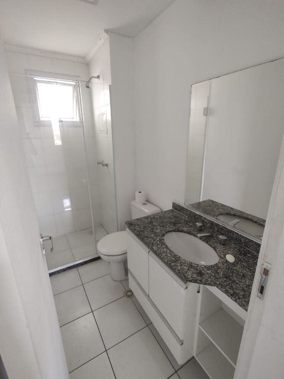 Apartamento para alugar com 3 quartos, 83m² - Foto 11