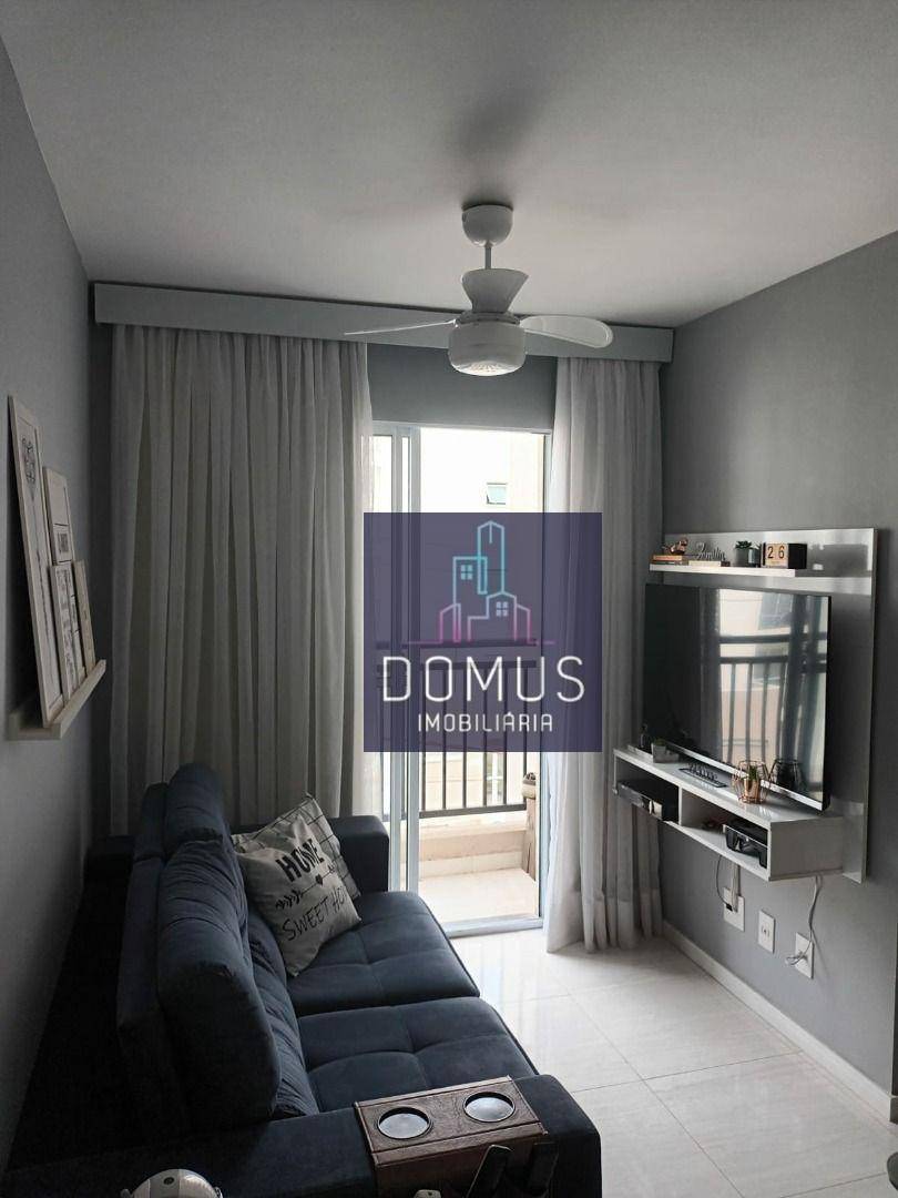 Apartamento à venda com 2 quartos, 45m² - Foto 1