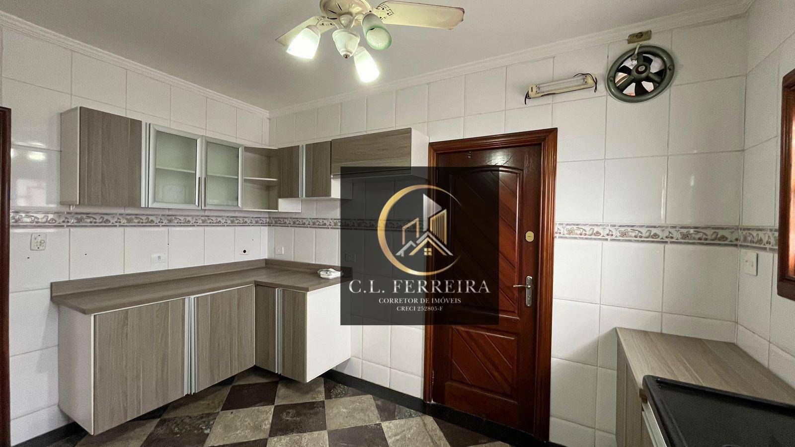 Casa à venda com 3 quartos, 209m² - Foto 12