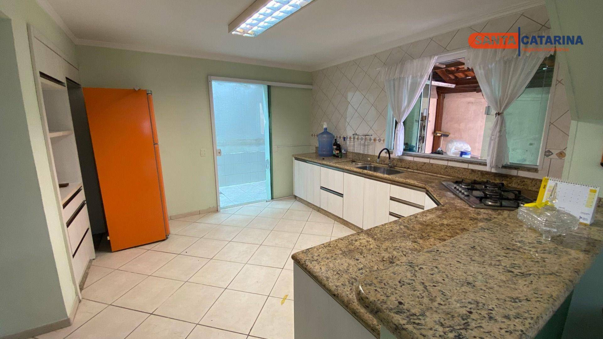 Casa de Condomínio à venda com 4 quartos, 166m² - Foto 16