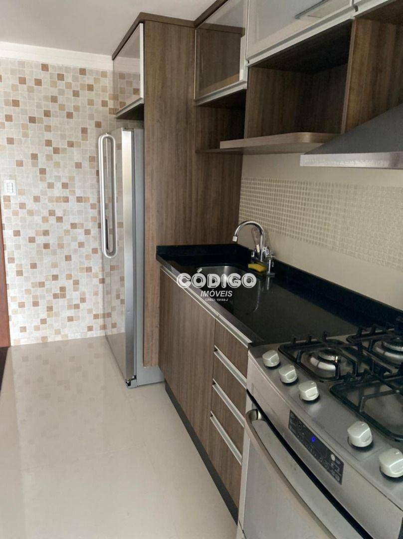 Apartamento à venda com 3 quartos, 83m² - Foto 10