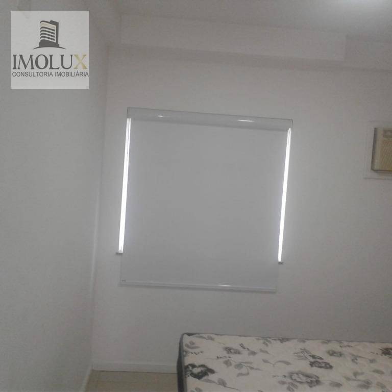 Apartamento para alugar com 3 quartos, 120m² - Foto 13