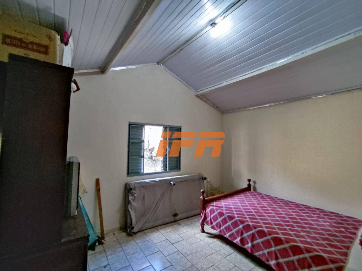 Sítio à venda com 3 quartos, 190m² - Foto 36