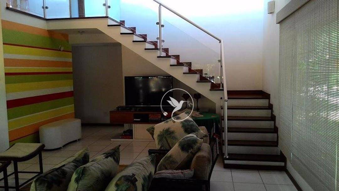 Casa de Condomínio à venda com 4 quartos, 250m² - Foto 5