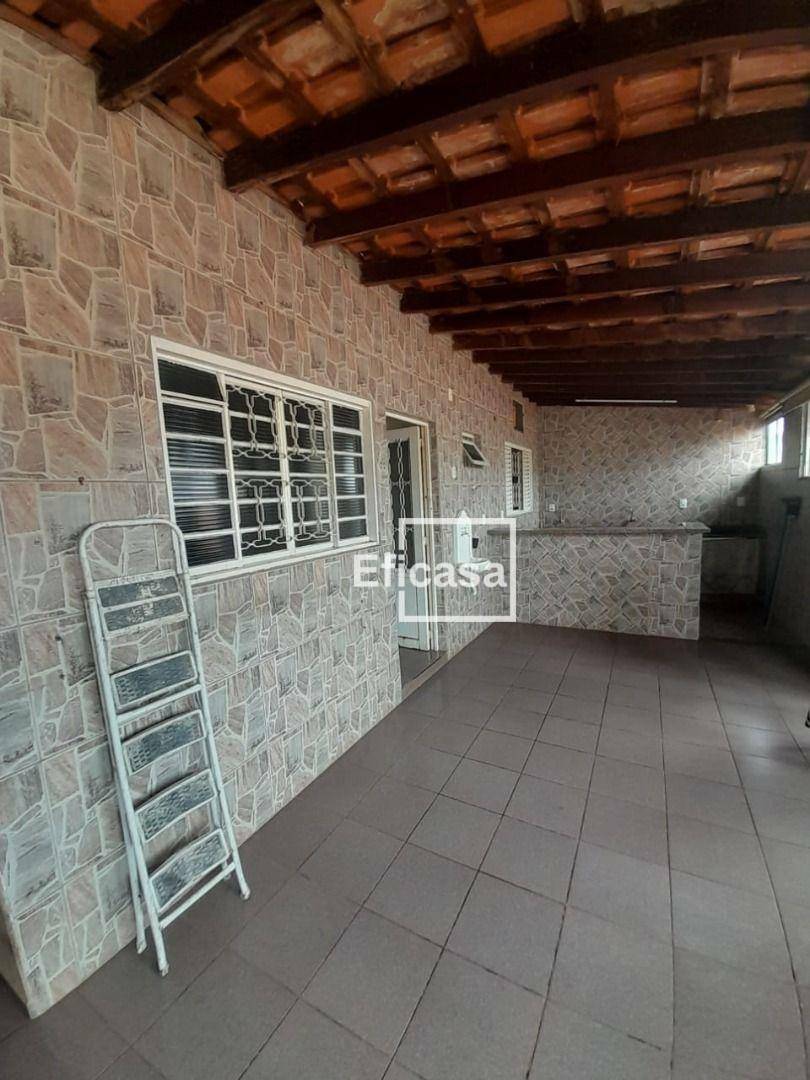 Casa à venda com 2 quartos, 230m² - Foto 5