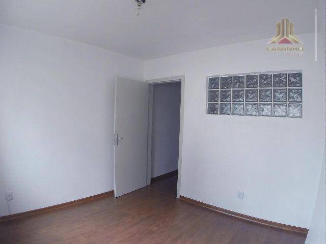 Apartamento à venda com 1 quarto, 34m² - Foto 2