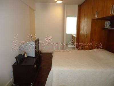 Apartamento para alugar com 3 quartos, 130m² - Foto 13