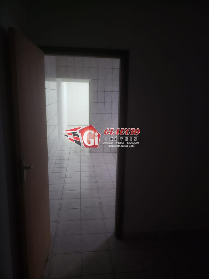 Casa à venda com 2 quartos, 125m² - Foto 24