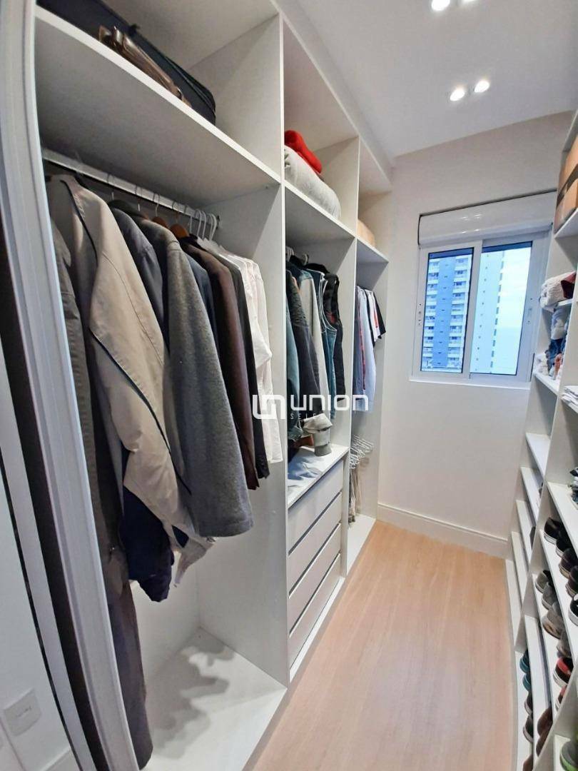 Apartamento à venda com 4 quartos, 153m² - Foto 18