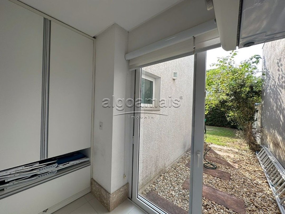 Casa de Condomínio à venda com 3 quartos, 195m² - Foto 19