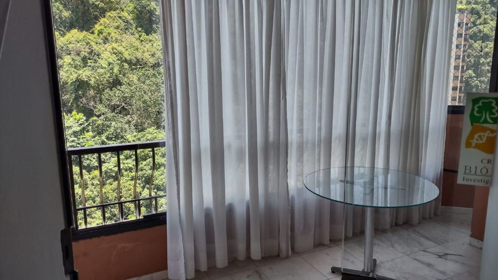 Apartamento à venda com 3 quartos, 180m² - Foto 17