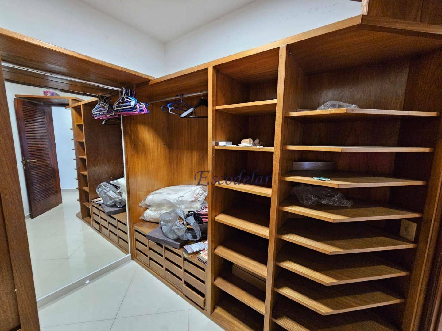 Apartamento à venda com 4 quartos, 220m² - Foto 31