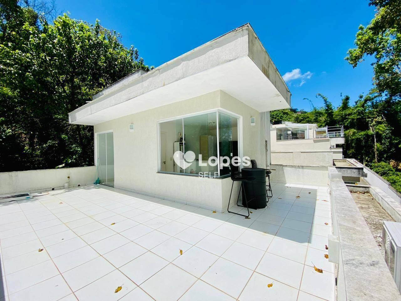 Casa à venda com 4 quartos, 180m² - Foto 29