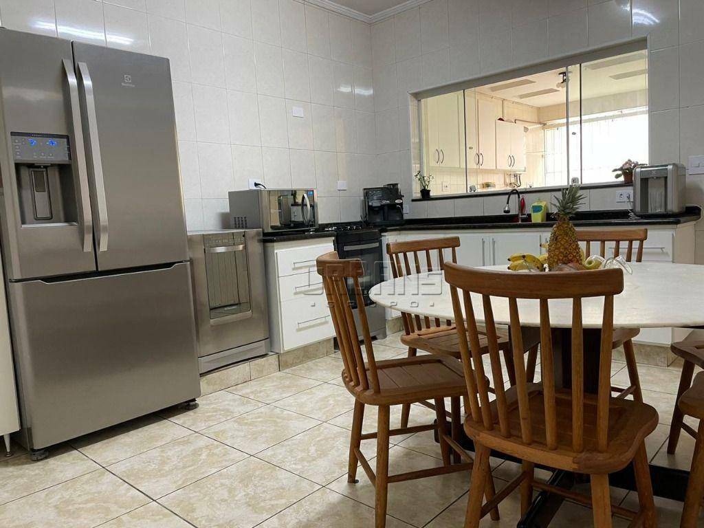 Sobrado à venda com 3 quartos, 180M2 - Foto 21