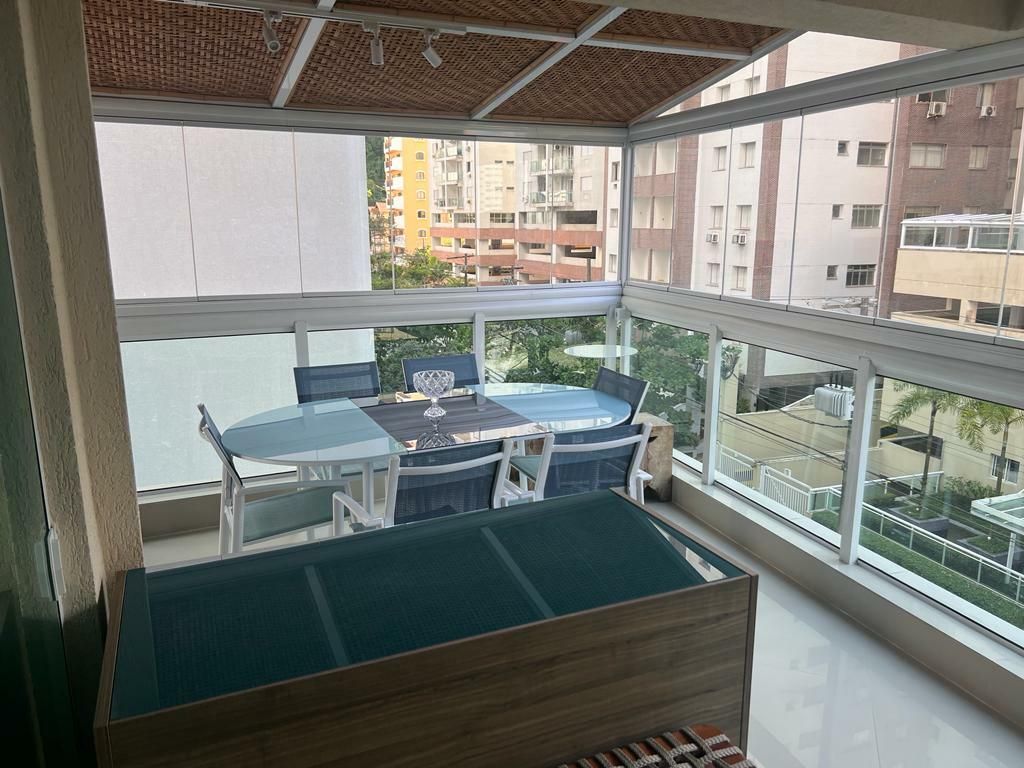 Apartamento à venda com 2 quartos, 107m² - Foto 6